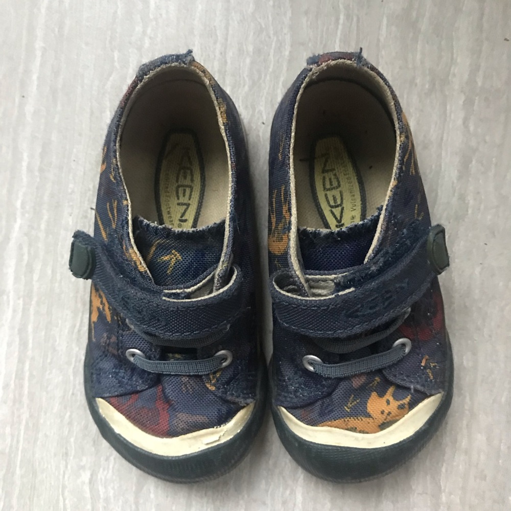Keen Navy Dino Print infant shoes